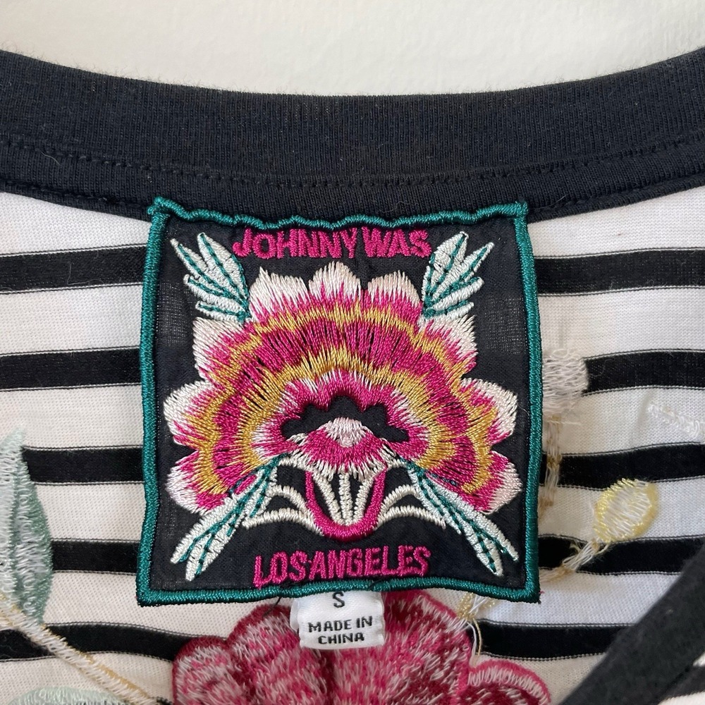 Johnny Was Osaka Dress Floral Embroidery Stripe Black & White Small NWOT Midi - Picture 2 of 11
